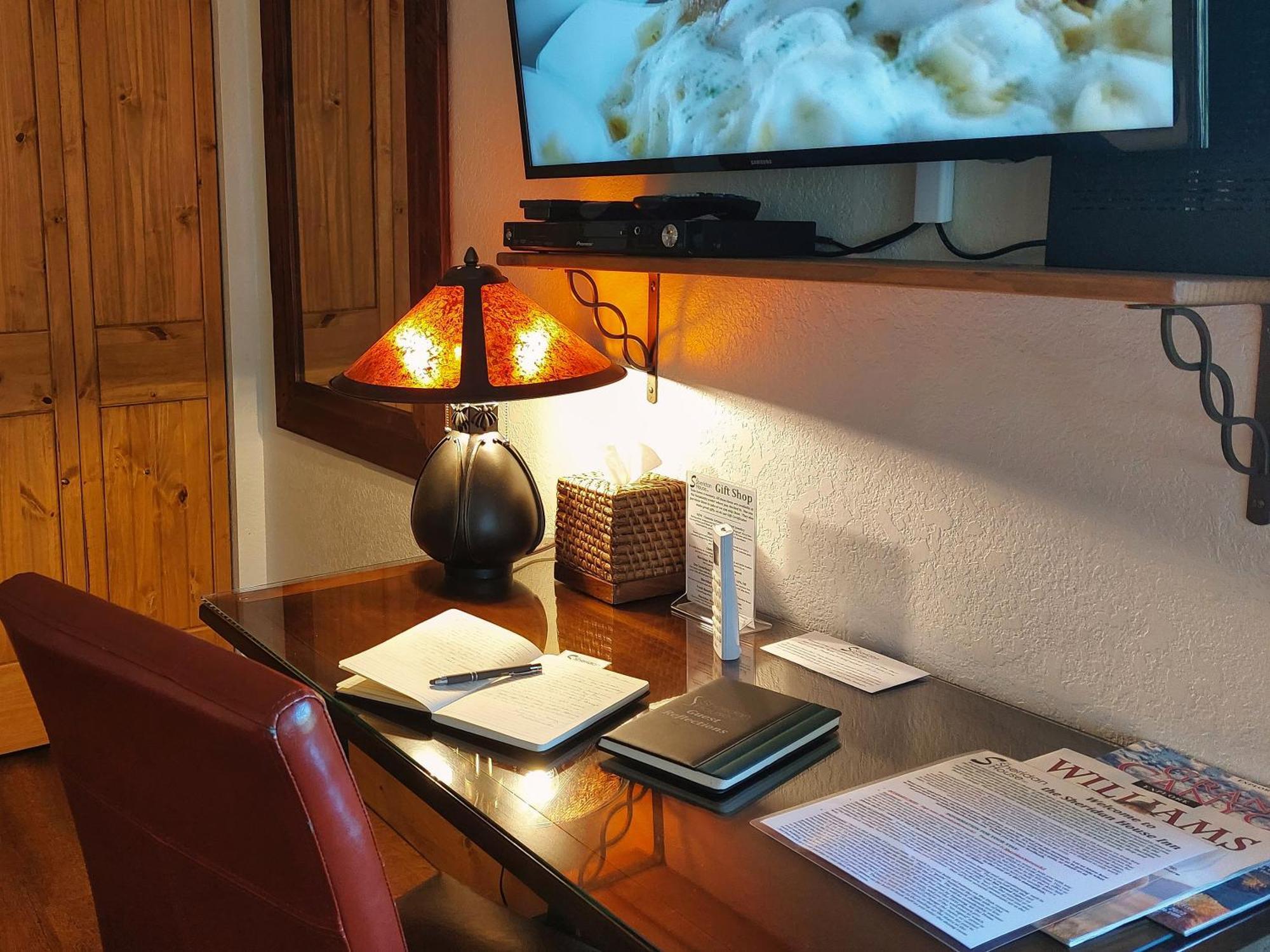 Sheridan House Inn - Только для взрослых Вильямс Экстерьер фото